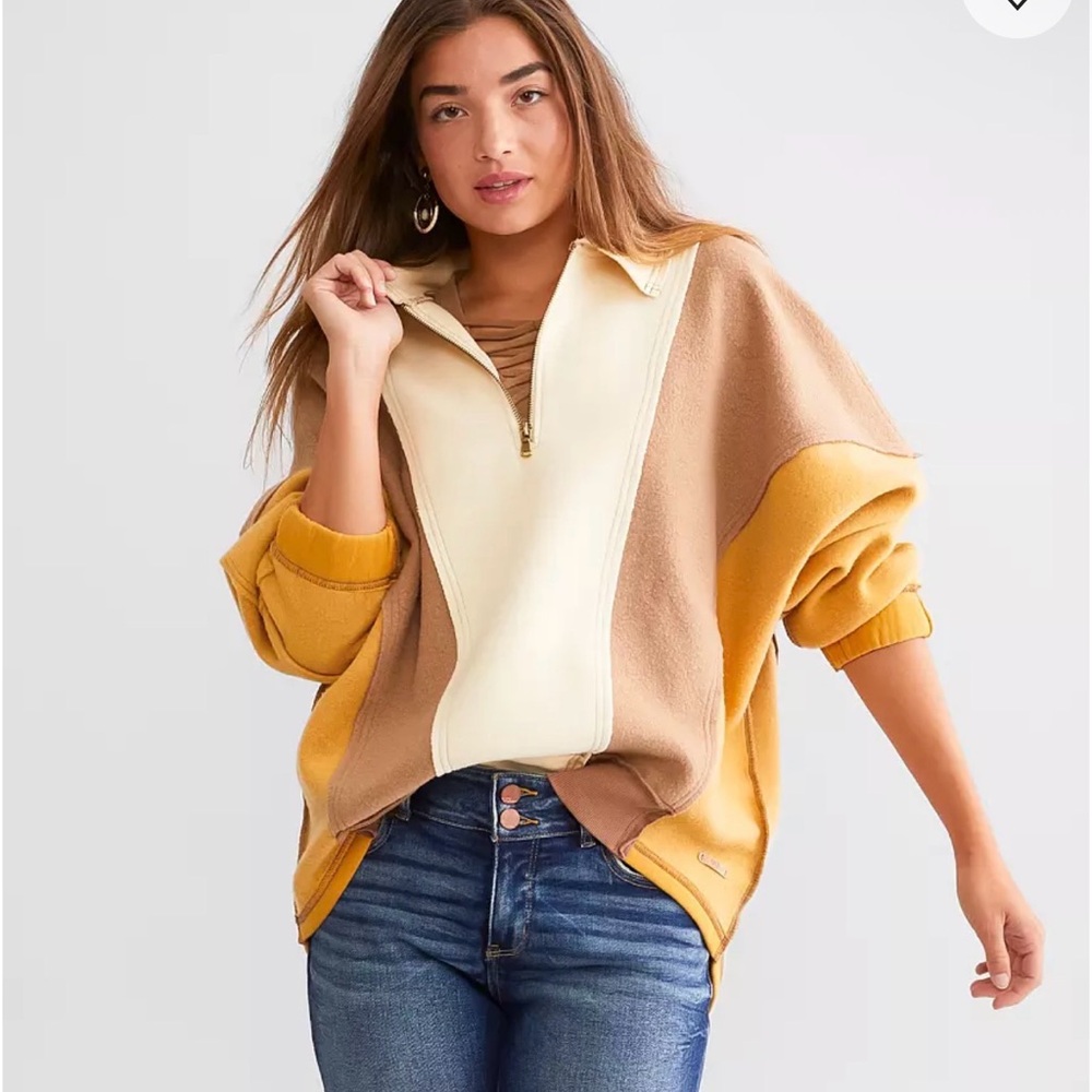 BKE: Colorblock Half-Zip Fleece Sweater in Mustard, Cream & Tan